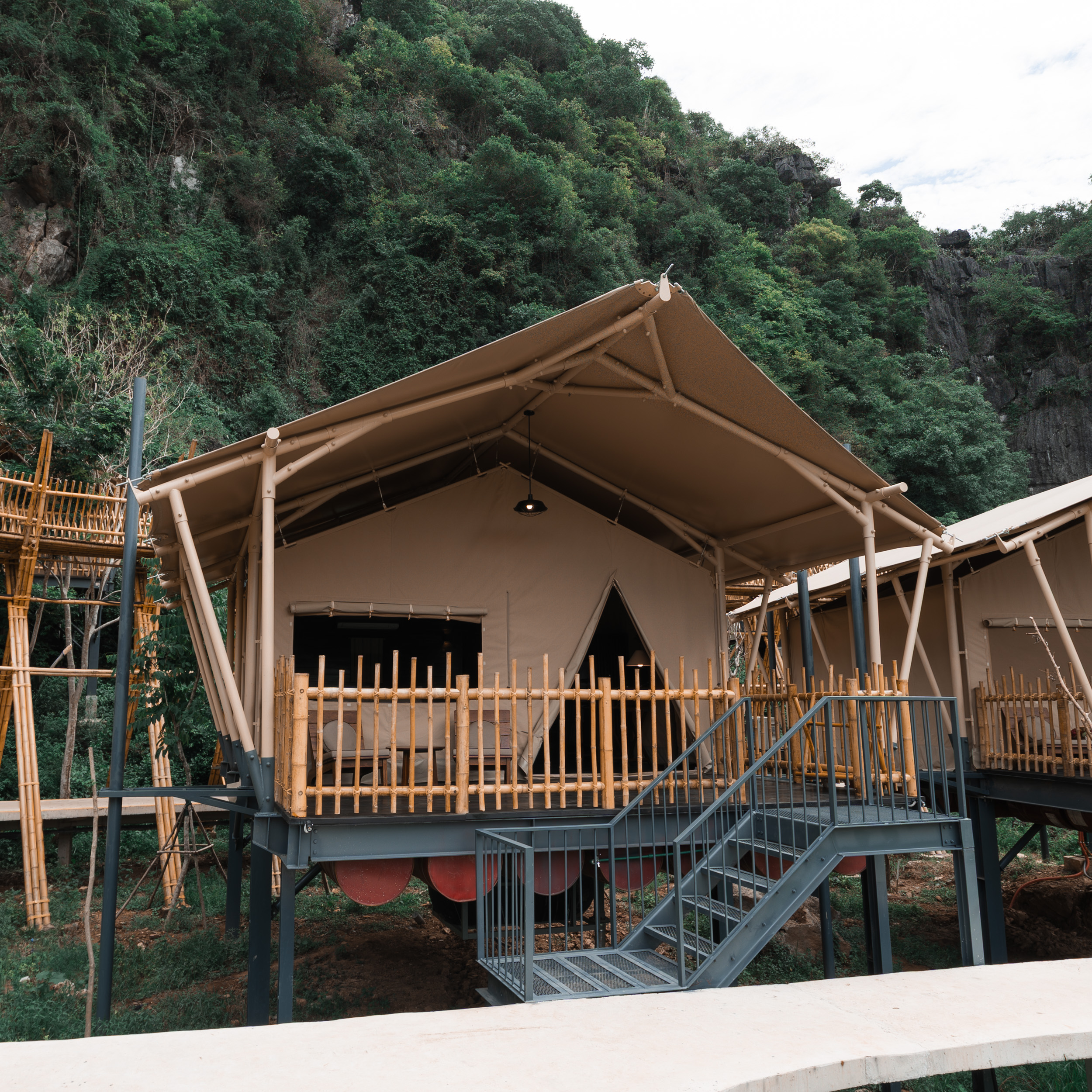 Lodges Square-1